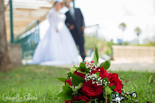 fotografia-ensaio-casamento-buque-rosas